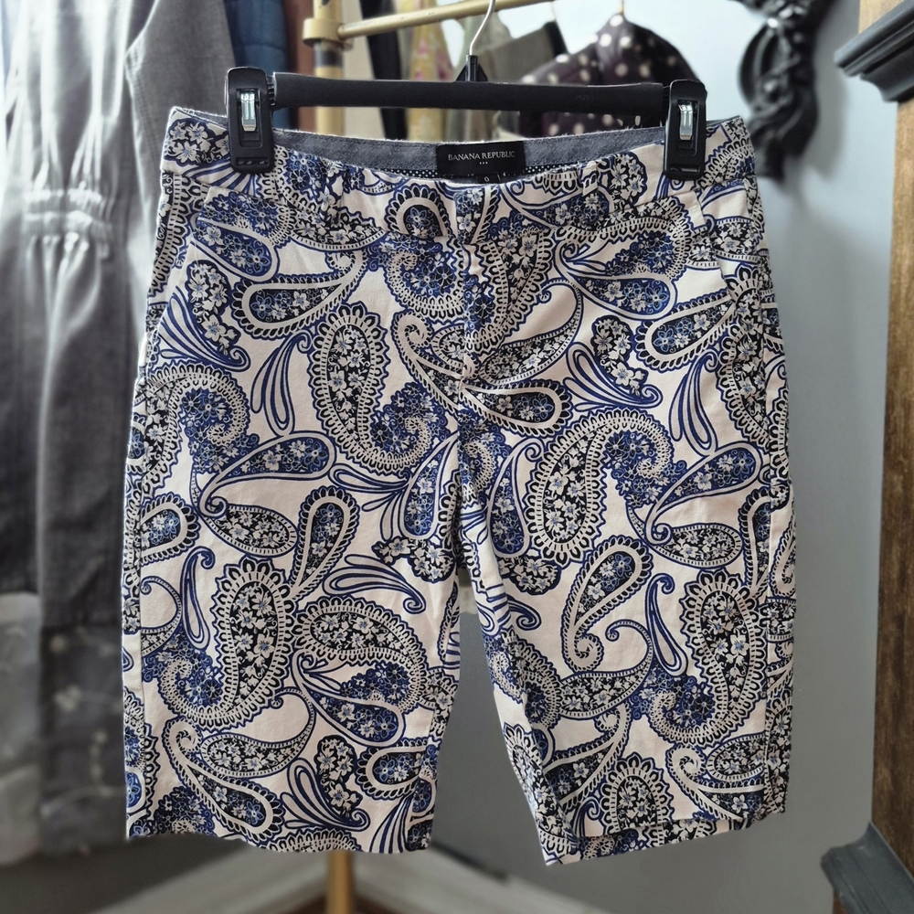 Banana Republic Women's Bermuda Shorts Size 0